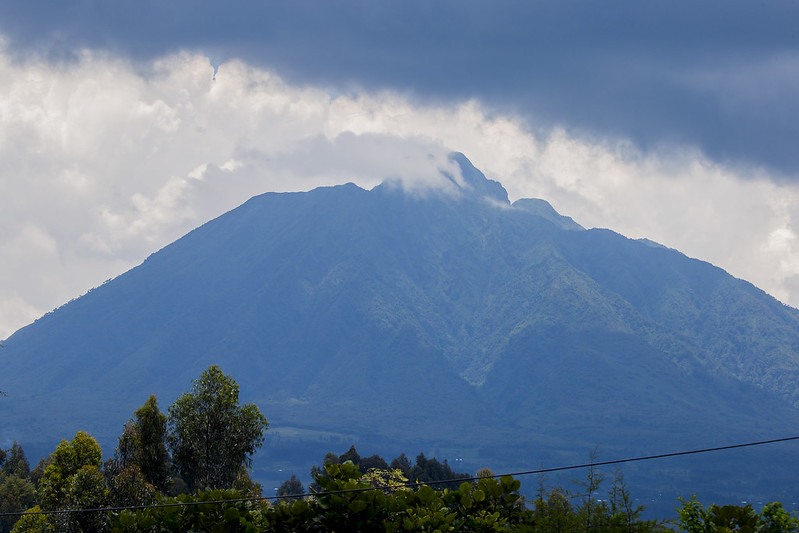3 Days Hike Sabyinyo Volcano