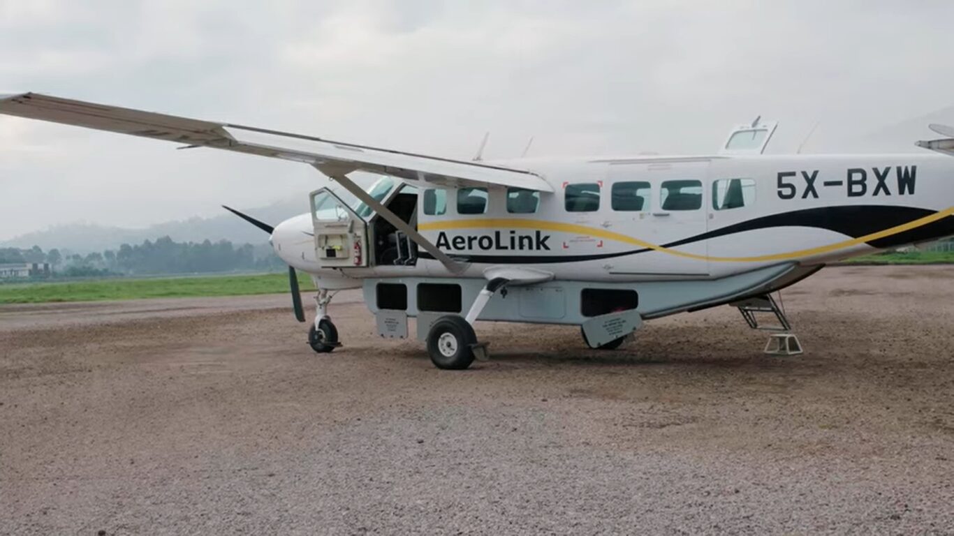 Fly in Safaris, gorilla trekking